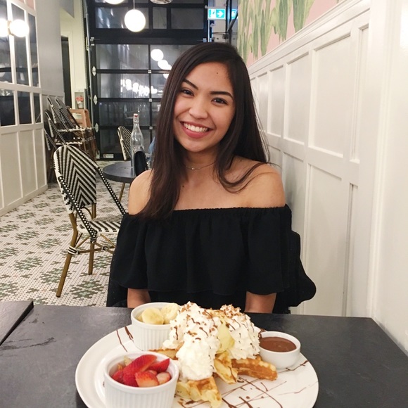 Meet your Posher, Ivy - Picture 1 of 1